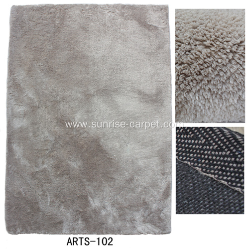 Imination Fur carpet with soft pile